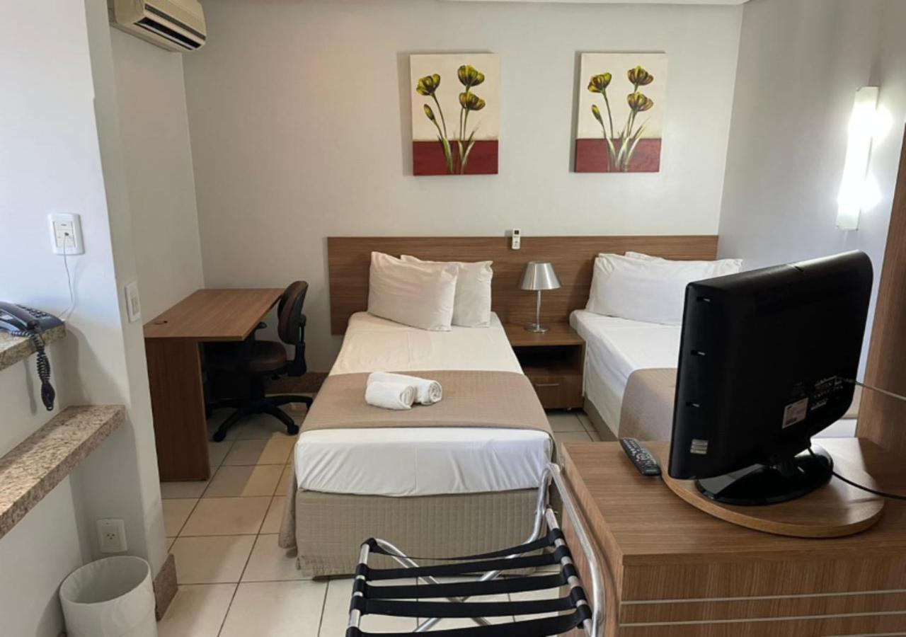 Sun Square Suites Hotel By Lual Гояния Екстериор снимка
