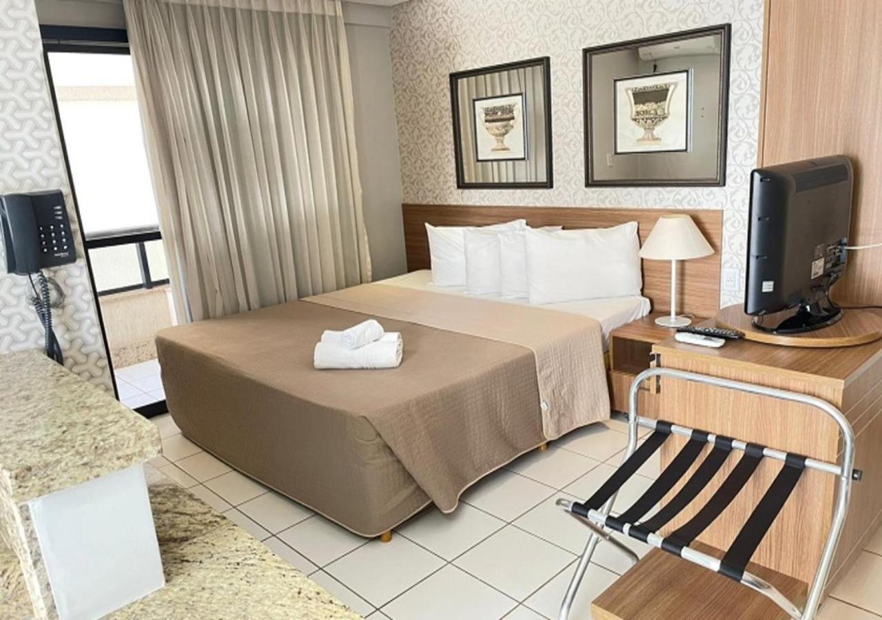 Sun Square Suites Hotel By Lual Гояния Екстериор снимка