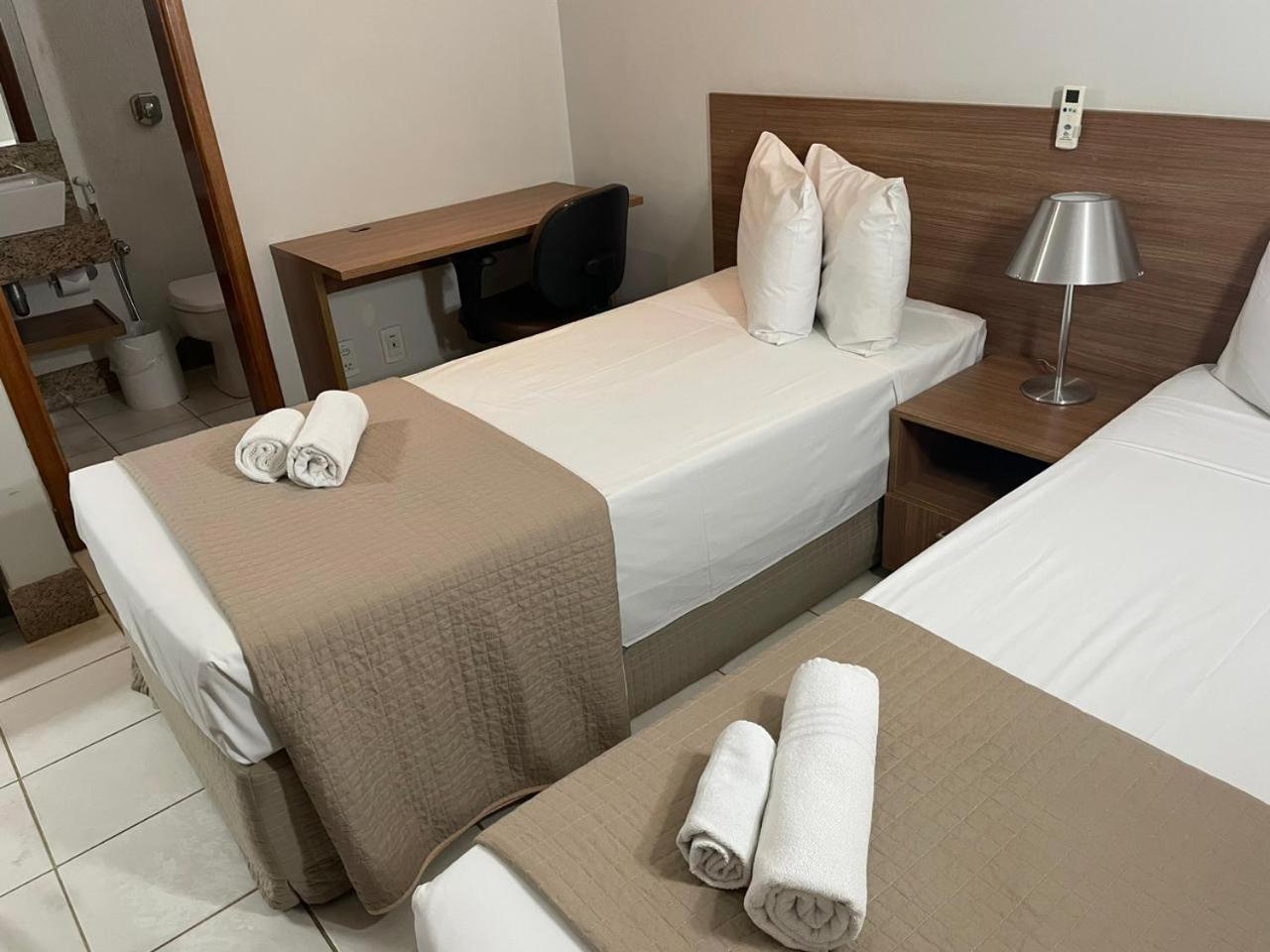Sun Square Suites Hotel By Lual Гояния Екстериор снимка